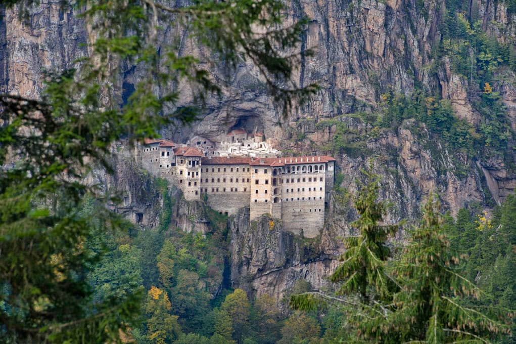 sumela-monastery-trabzon sumela-monastery-trabzon